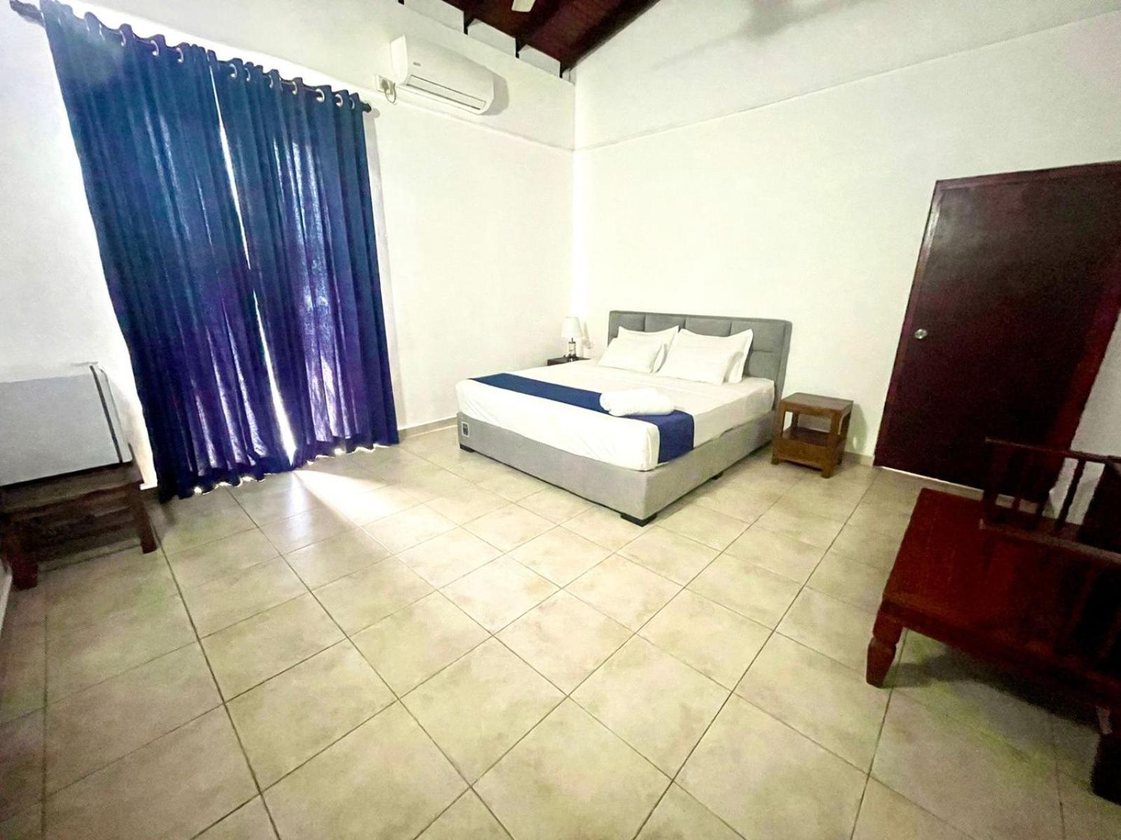 Hotel One Sixty Dehiwala-Mount Lavinia Exterior photo